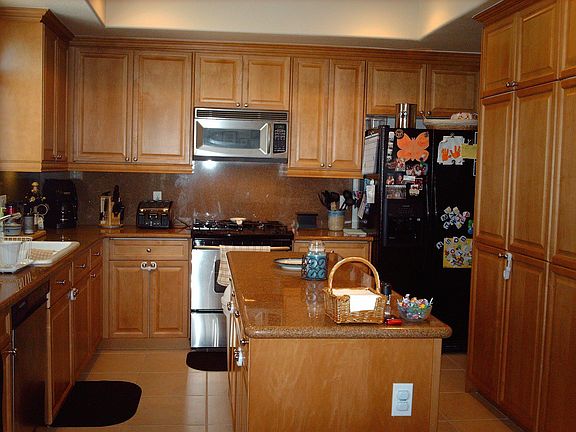 Granite Counters, Stainless Steel Appliances
