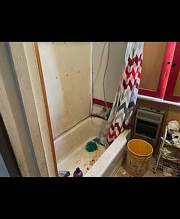 3rd image of 701 E Sheridan St