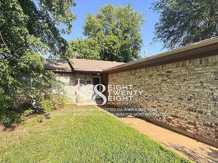 4103 N Oak Grove Dr — Photo 4