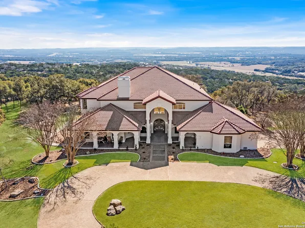 143 SPANISH PASS RD, Boerne, TX 78006