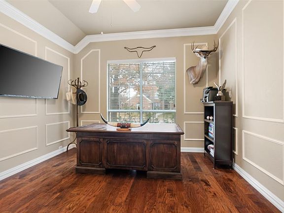 5th image of 2813 Meadow Green Dr