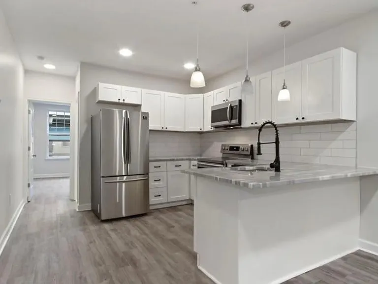 2117 N Front St #3 — Photo 5