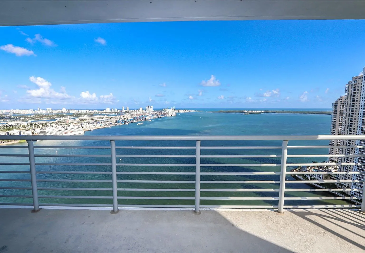 One Miami East Condo — Photo 2