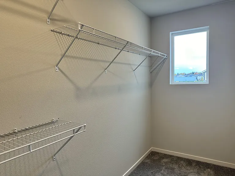 602 Pickering Ln — Photo 14