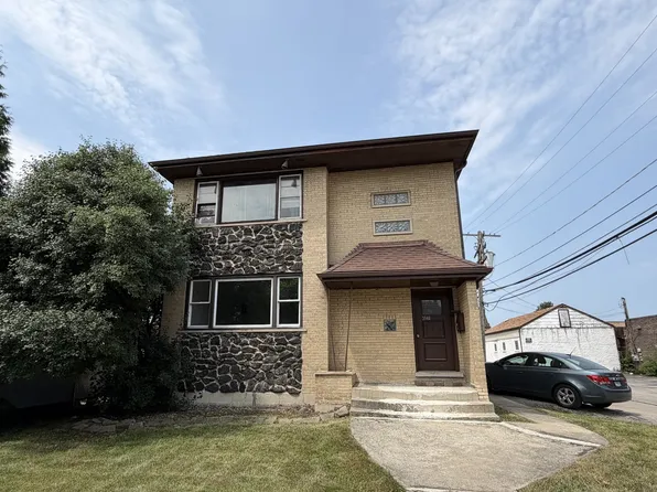 3940 Center Ave, Lyons, IL 60534