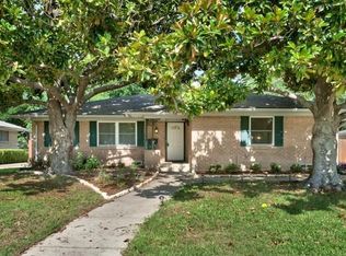 400 Saint Lukes Dr, Richardson, TX 75080