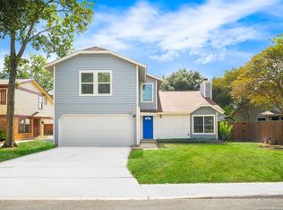 10334 Country Vis, San Antonio, TX 78240