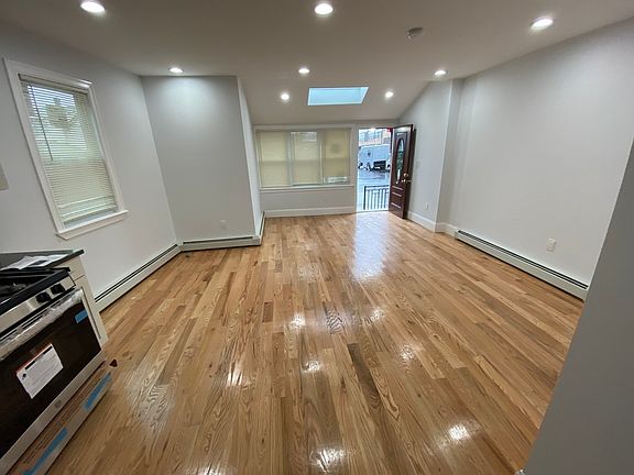4th image of 17839 147th Ave
