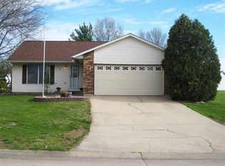 8 S Oak Dr, Keokuk, IA 52632
