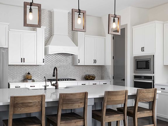 The Preserve at Singing Hills - Comal Interior Image 3