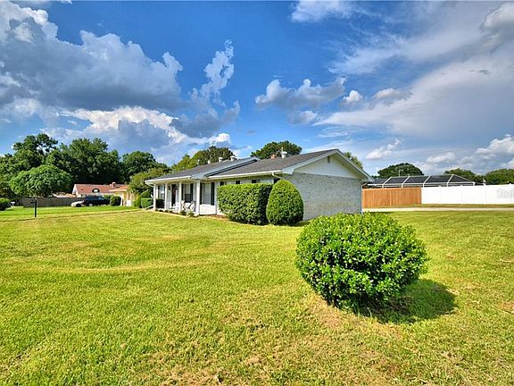 3rd image of 408 Lanier Ln