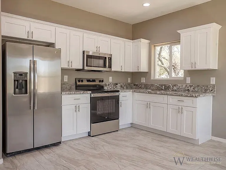 1349 W Hualpai Rd #1 — Photo 16
