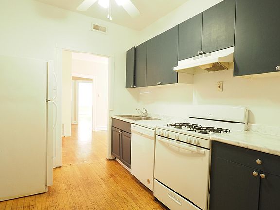 4th image of 2474 W Pensacola Ave APT 1