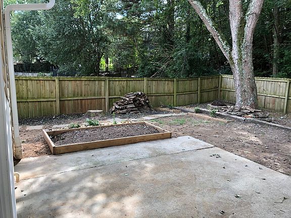 3rd image of 3523 Kennesaw Station Dr NW