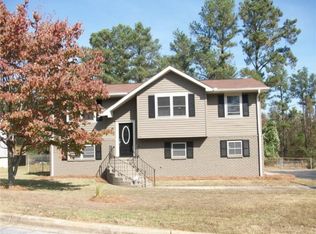 5495 Morning Creek Cir, College Park, GA 30349