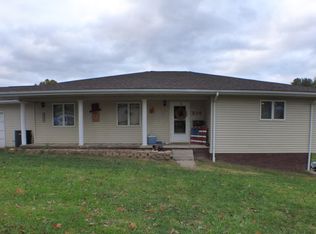990 Mohican Ave, Logan, OH 43138