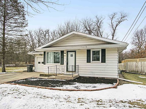 2nd image of 2751 Burr Oak Ave