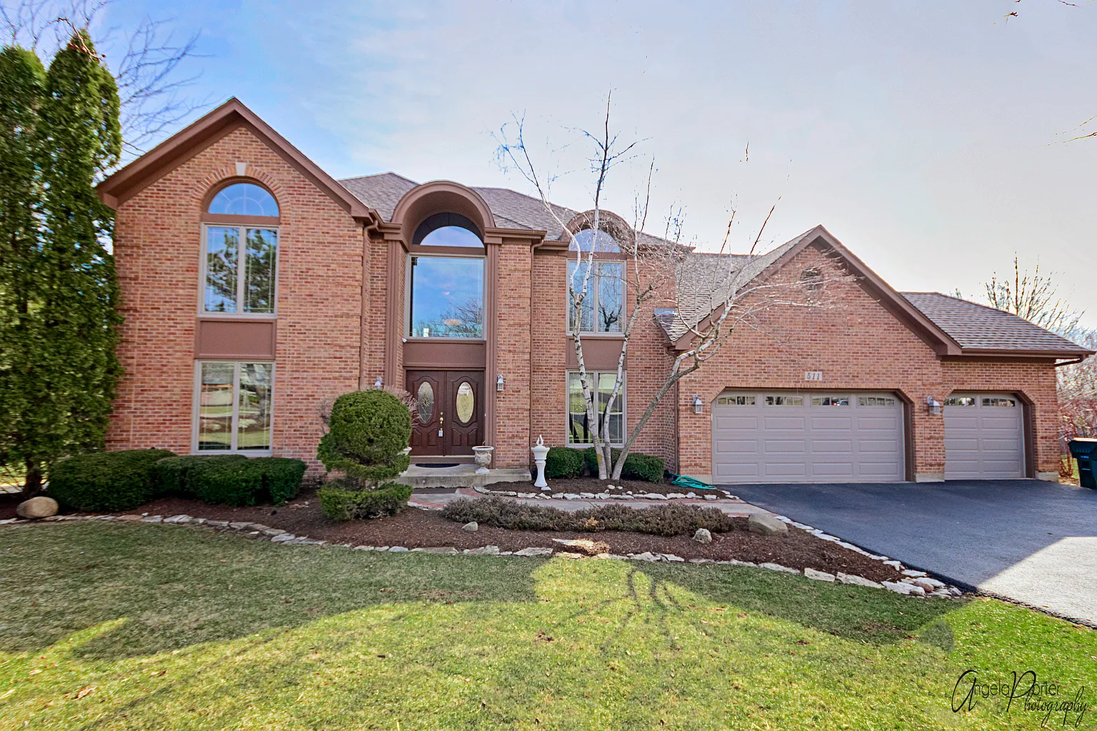 511 Fairway View Dr photo 1