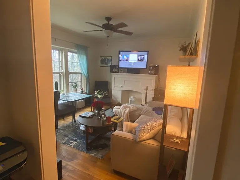 4339-4349 N Wolcott Ave — Photo 10