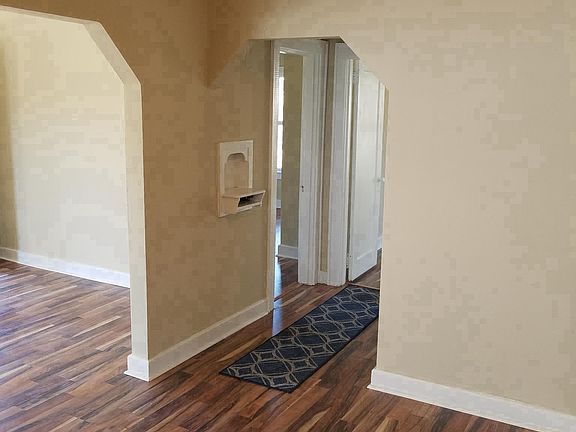 Spacious, seperate dining room 