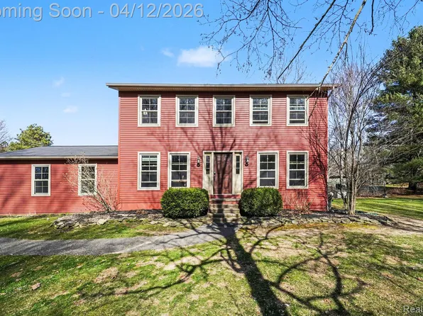 2991 Clark Rd, Lapeer, MI 48446
