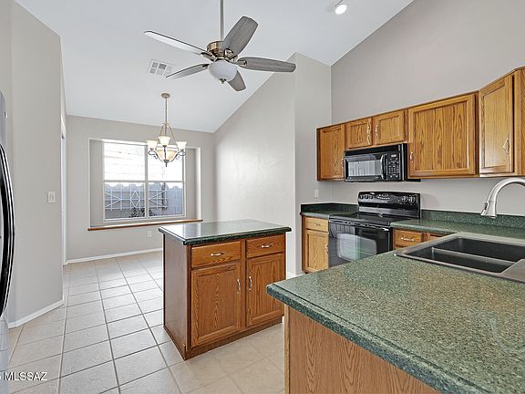 5th image of 11744 N Labyrinth Dr