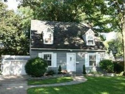 321 Hubbard Ave, Elgin, IL, 60123
