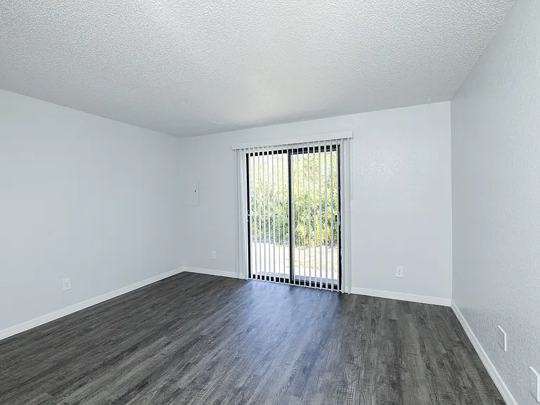 Springwood Villas — Photo 19