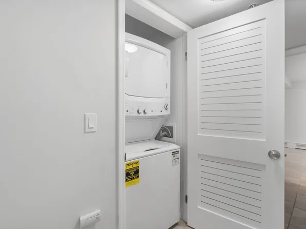 6107 Blvd East image 21 of 29