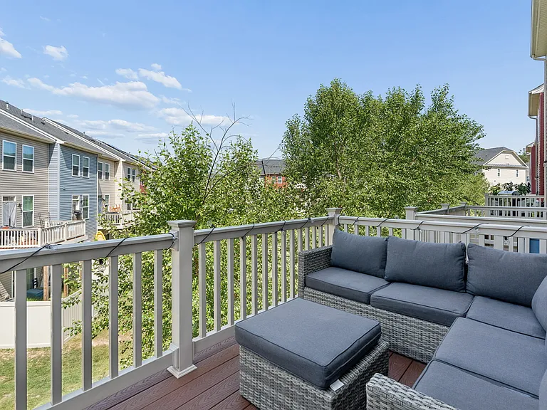 511 Willow Bend Dr — Photo 12
