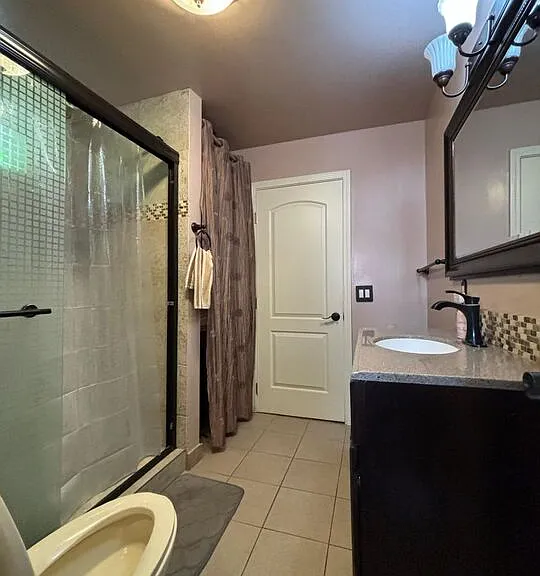 6550 Van Noord Ave — Photo 22