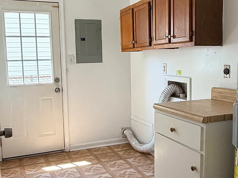 1211 New Land Dr — Photo 17