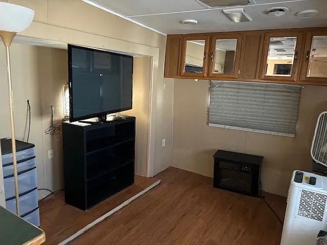 1 bed, 600 sqft, $895 — Photo 2