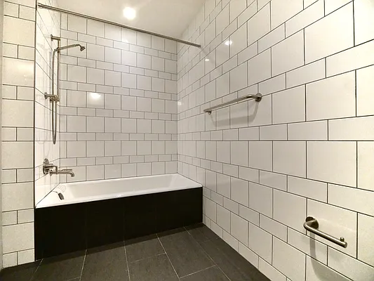 Rented by Extell Marketing Group LLC | media 18