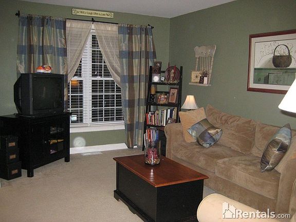 2nd image of 14 Chandler Ct