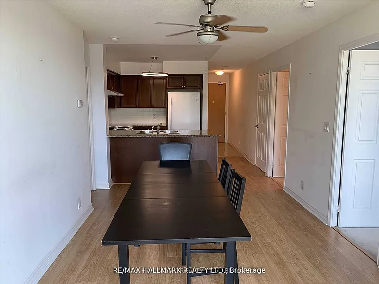 68 Grangeway Ave #812 — Photo 29