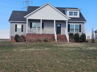 920 Armstrong Rd, Castalian Springs, TN 37031