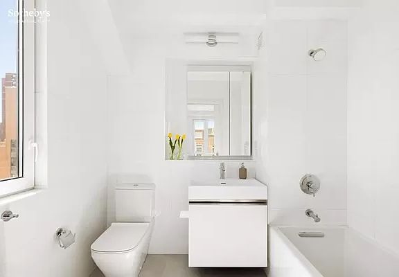 5th image of 320 W 135th St #6B