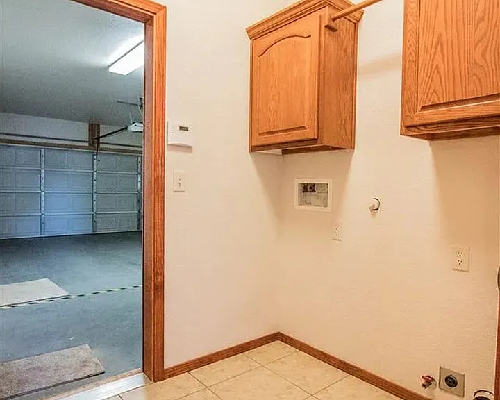 2309 Saguaro Loop — Photo 18