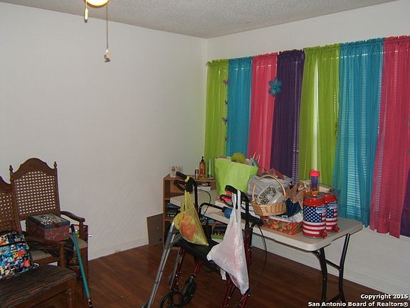 5th image of 2827 Kaiser Dr