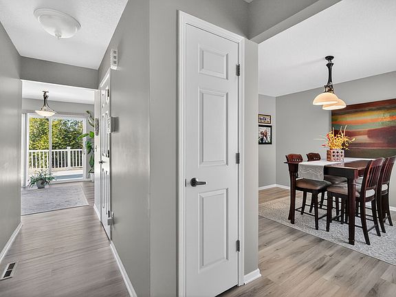 3rd image of 6144 NW 49th St