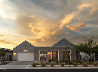 718 E SUMMERSIDE Road, Phoenix, AZ 85042