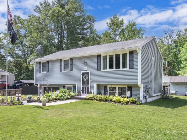 24 David Circle, Putnam, CT 06260