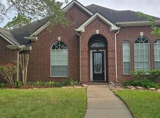 9406 Sunlake Dr, Pearland, TX 77584