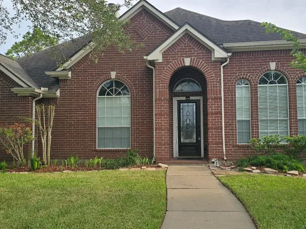 9406 Sunlake Dr, Pearland, TX 77584