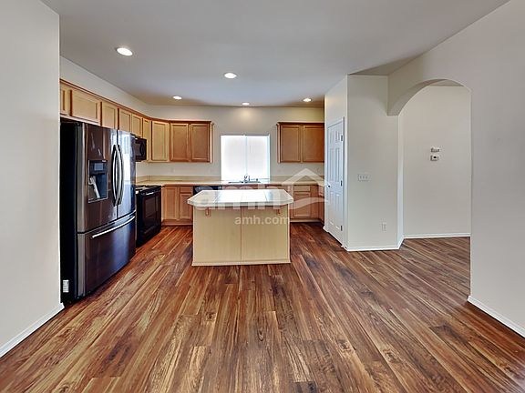 3rd image of 1639 182nd St E