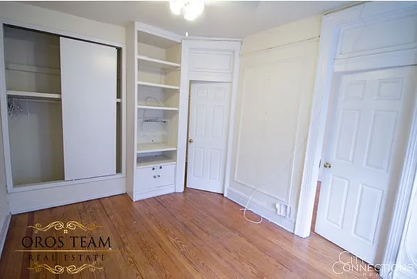 Rented by City Connections Realty | media 9