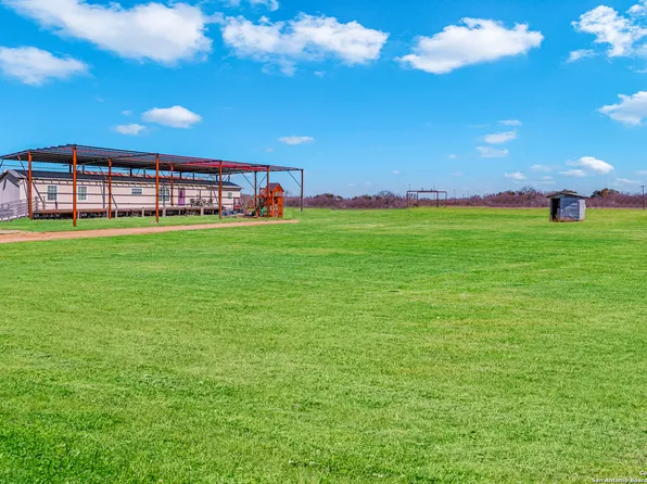 1892 FM 476, Poteet, TX 78065