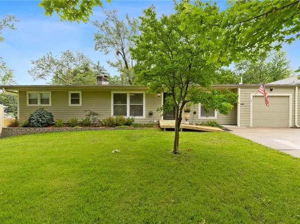 9000 Goodman St, Overland Park, KS 66212