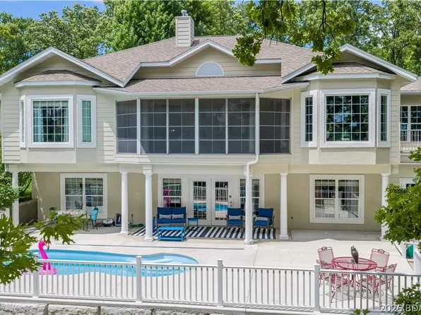 5638 Dude Ranch Rd, Osage Beach, MO 65065